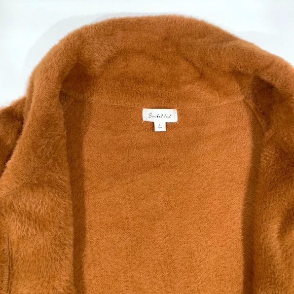 BUCKETLIST Frankie Soft Fuzzy Shacket in Camel - Large - Picture 4 of 9